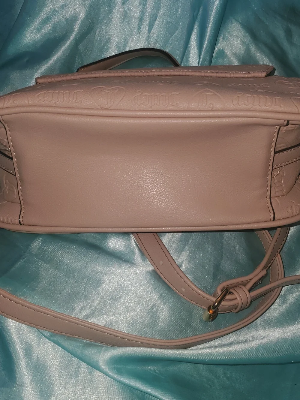 Juicy Couture Women's Embossed Logo Shoulder Bag in Beige